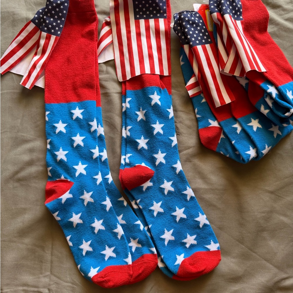 Patriotic Star and Stripe  Socks- fits shoe  size - 4-10 (4 pairs)